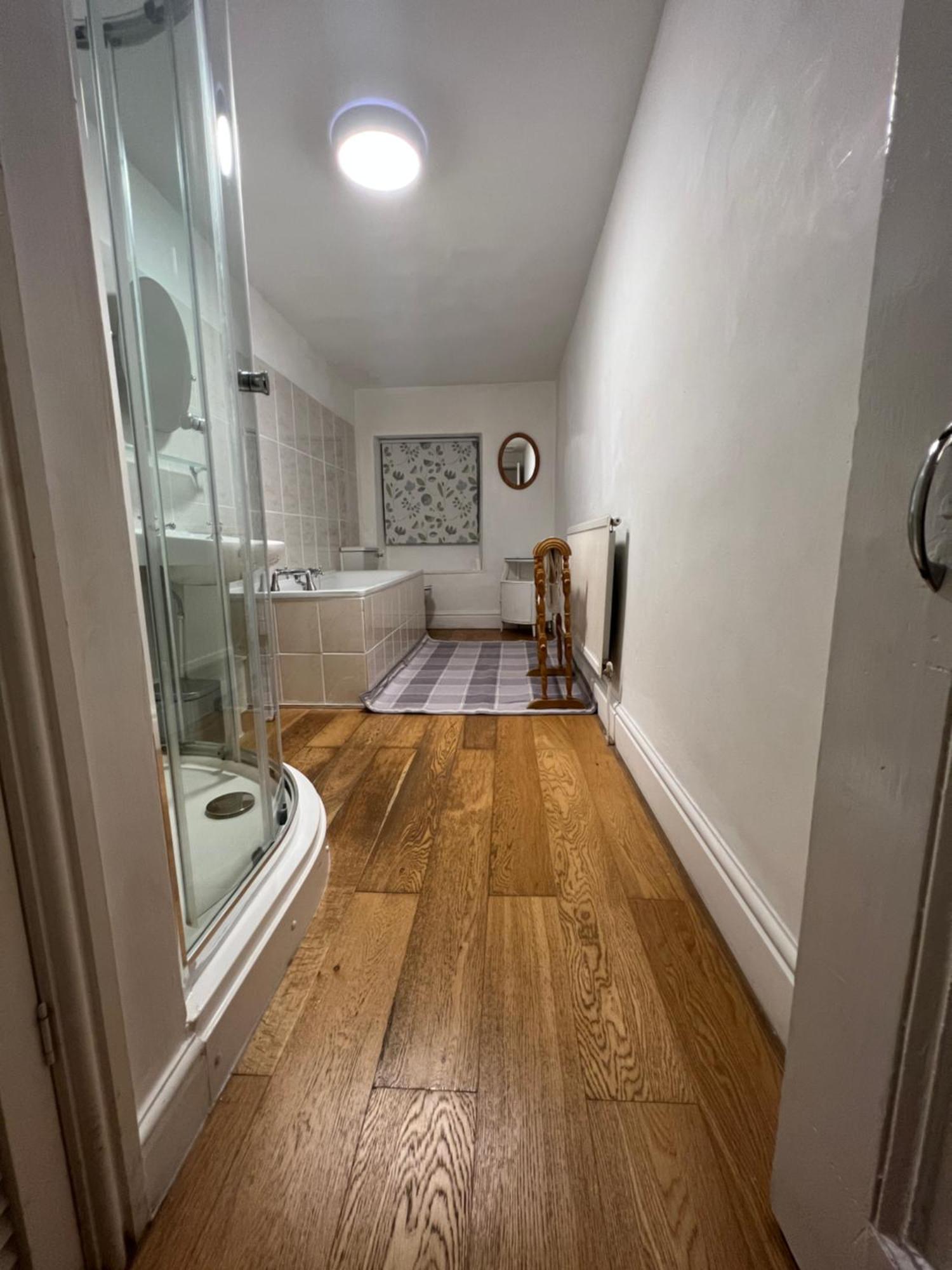 Llanw Malltraeth - Malltraeth Tides Llangadwaladr  Экстерьер фото
